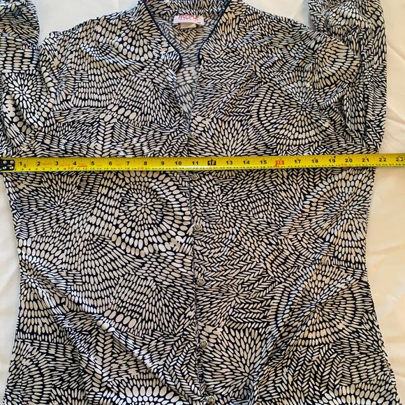 Paloma Carmin Navy White Elbow Length sleeve blouse size 40 - Picture 2 of 6
